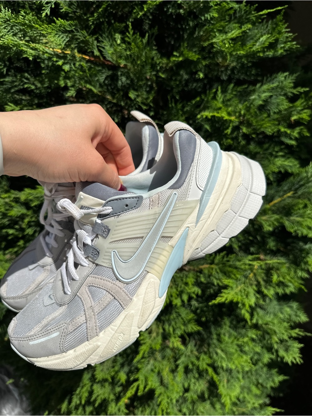 🤍 NIKE Y2K RUNNING SNEAKERS 🤍size 8